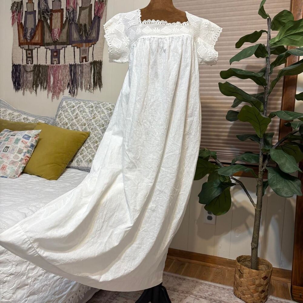 Vintage Cottage Fairy White Cotton Lace Trim Maxi Dress